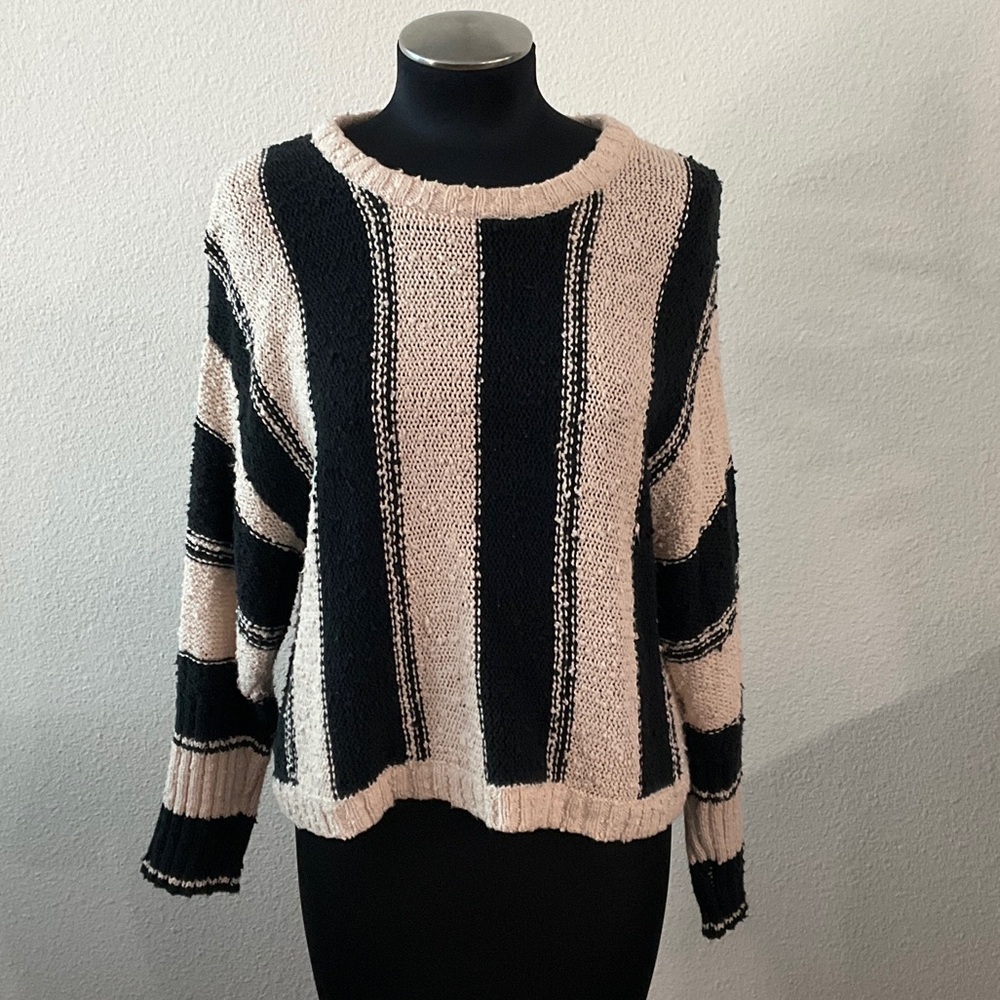 Billabong 100% cotton Black and Cream Striped woven crewneck Sweater z S small